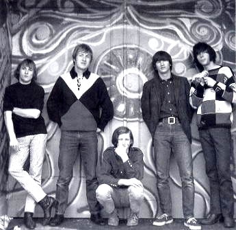 Buffalo Springfield, left to right: Stephen Stills, Dewey Martin, Bruce Palmer, Richie Furay, Neil Young